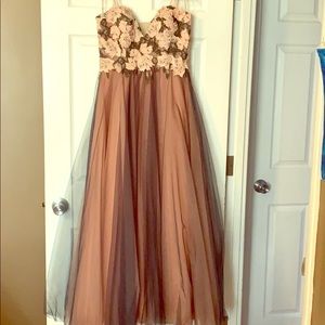 Prom dress
